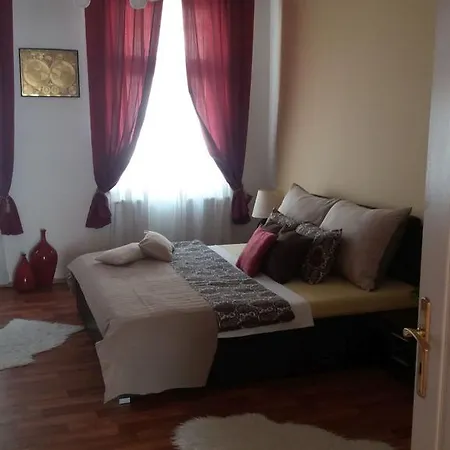 Daire Noblesse Centre Prag